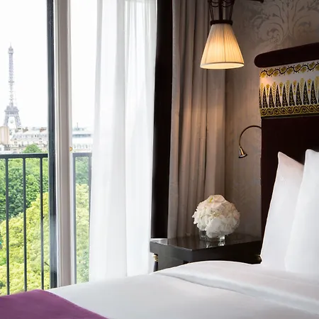فندق La Reserve & 5*