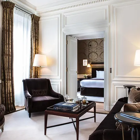 Hotel La Reserve & 5*