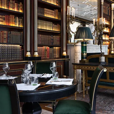 La Reserve & Hotel 5*