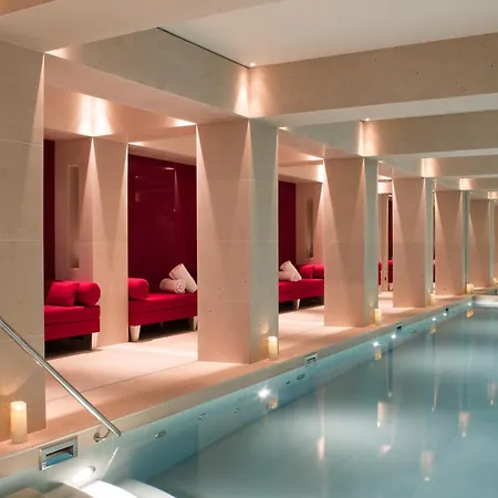 La Reserve & Hotel 5*