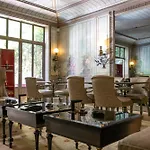 Hotel La Reserve & 5*