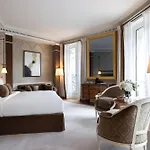 Hotel La Reserve & Paris