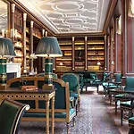 La Reserve & Hotel 5*