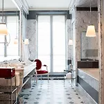 La Reserve & Paris